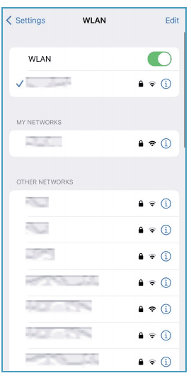 Экран настроек Wi-Fi на телефоне с выбранной сетью